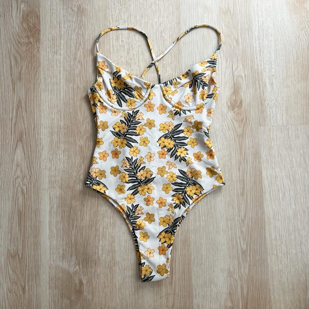 Benoa Paia One Piece